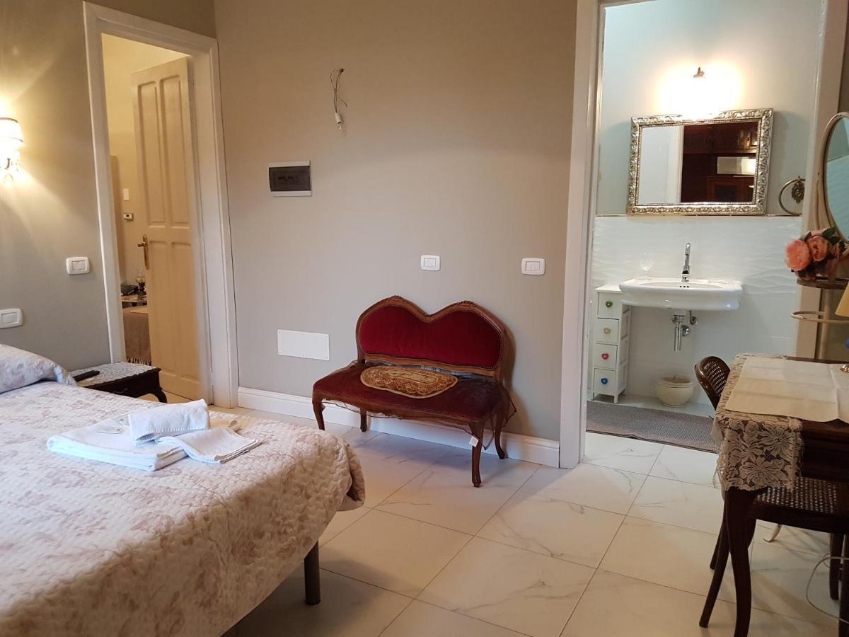 קליארי Villa Liberty Ofelia Locazioni Brevi מראה חיצוני תמונה