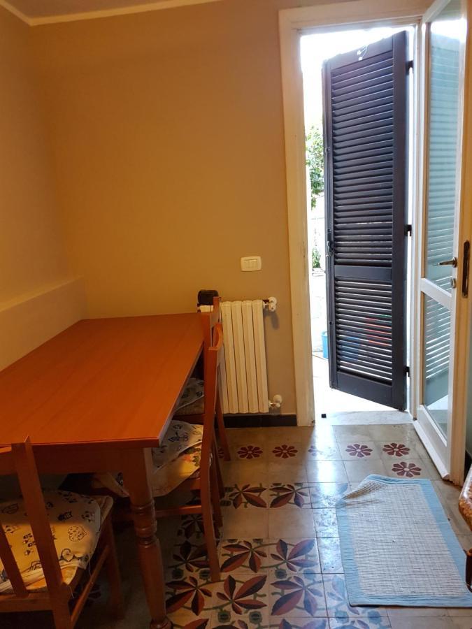 קליארי Villa Liberty Ofelia Locazioni Brevi מראה חיצוני תמונה