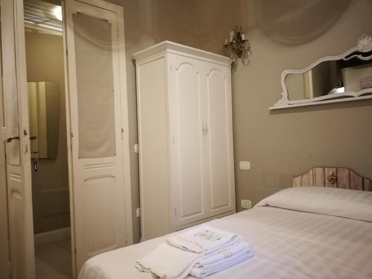 קליארי Villa Liberty Ofelia Locazioni Brevi מראה חיצוני תמונה