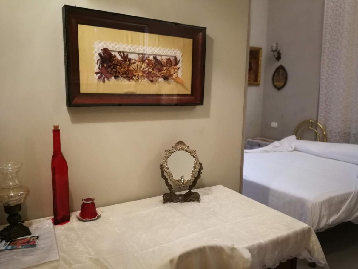 קליארי Villa Liberty Ofelia Locazioni Brevi מראה חיצוני תמונה