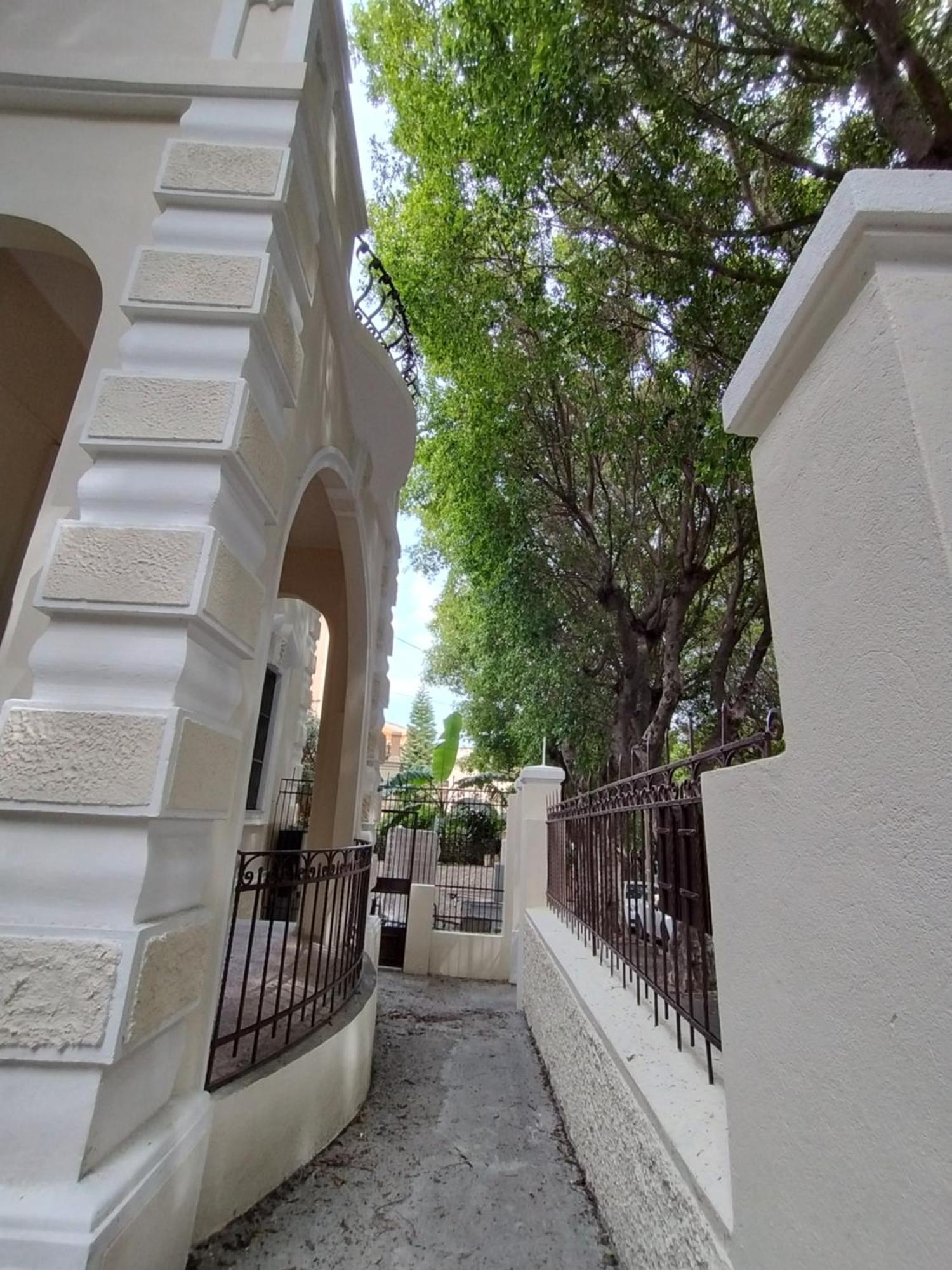 קליארי Villa Liberty Ofelia Locazioni Brevi מראה חיצוני תמונה
